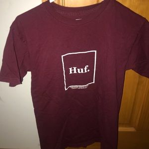 huf. maroon tee shirt